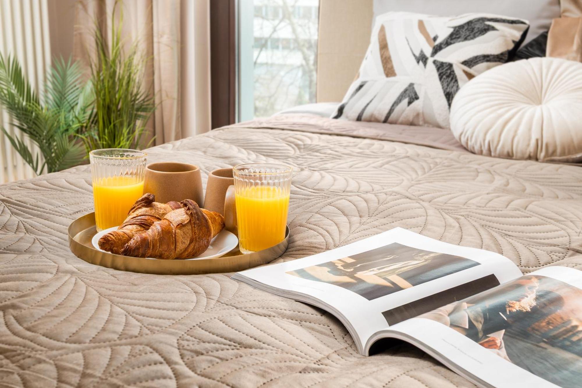 Lovely Boutique 2x1br Nearby Chopin Airport & 15 Min To Centre By Tram