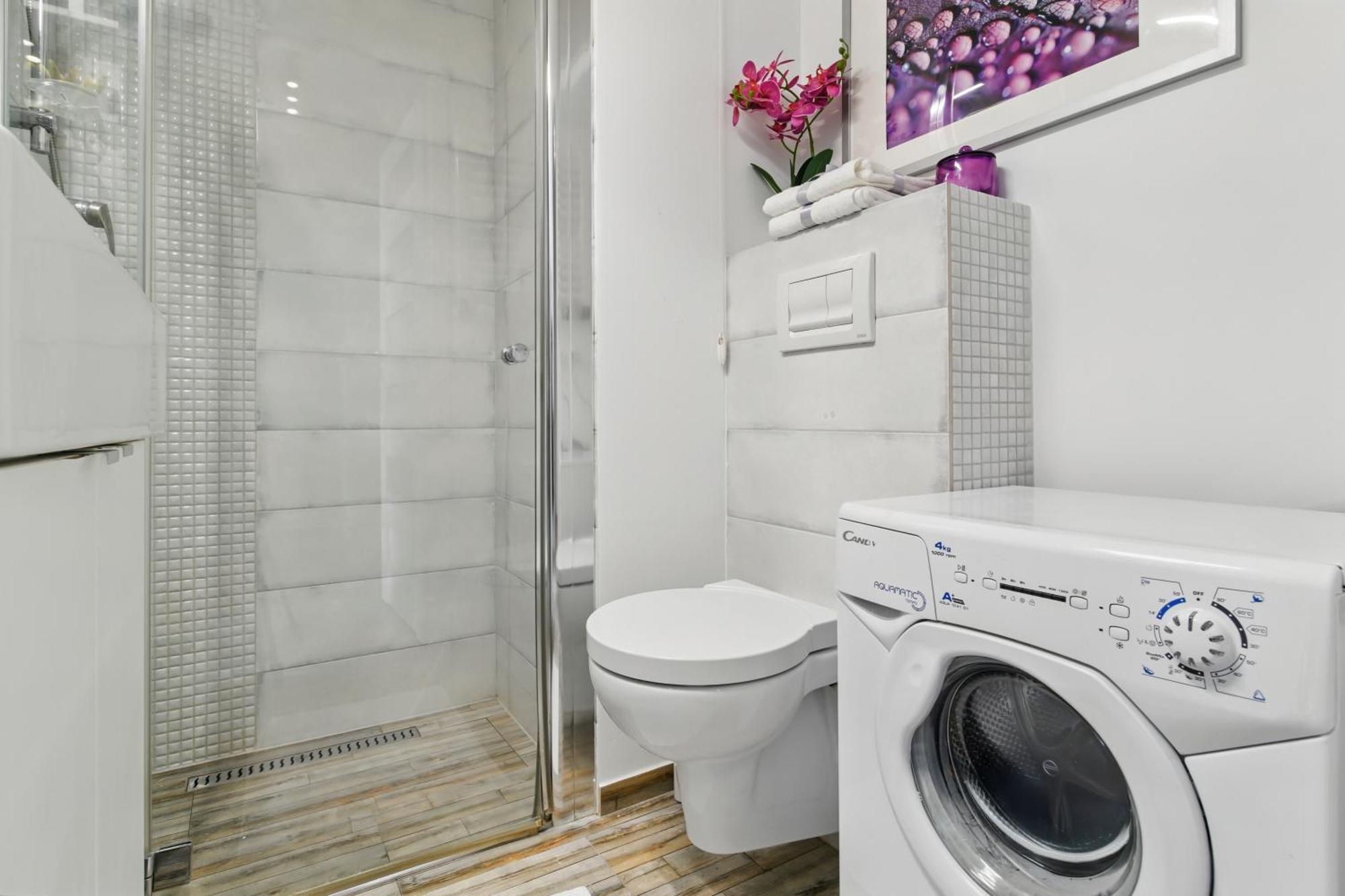 Lovely Boutique 2x1br Nearby Chopin Airport & 15 Min To Centre By Tram